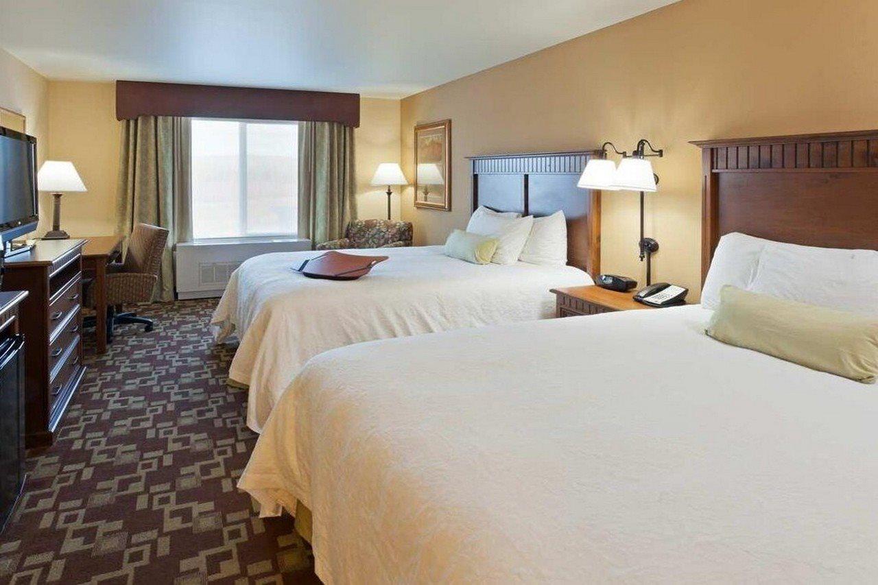Hampton Inn&Suites Fairbanks Bagian luar foto