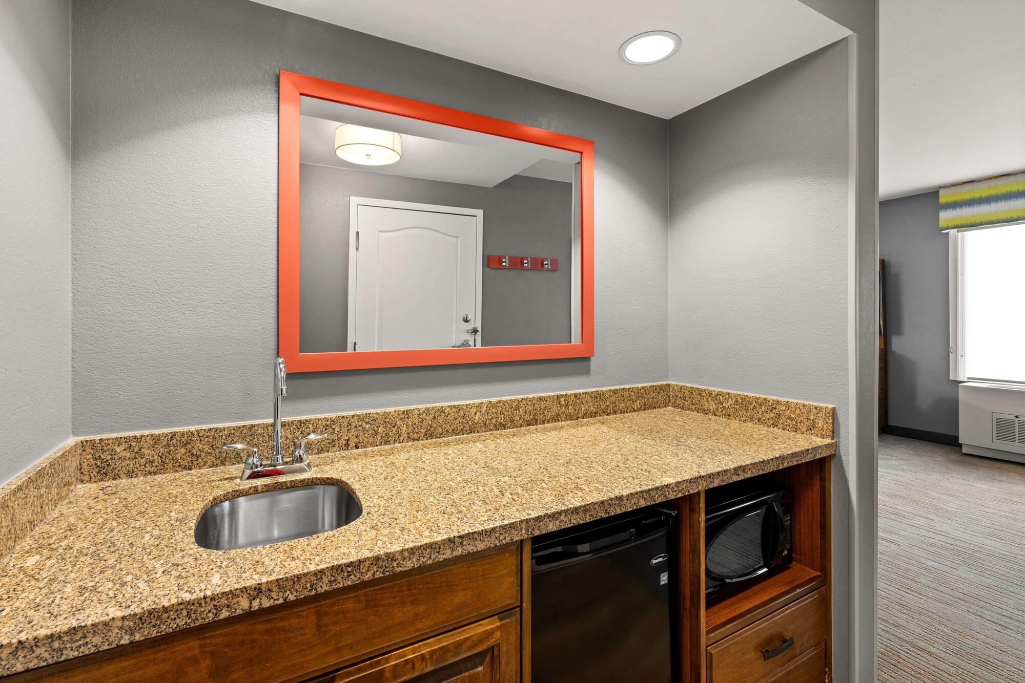 Hampton Inn&Suites Fairbanks Bagian luar foto