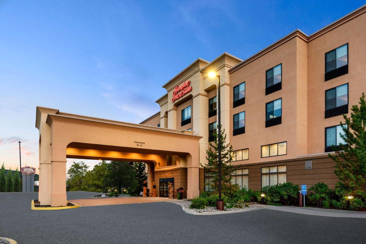 Hampton Inn&Suites Fairbanks Bagian luar foto